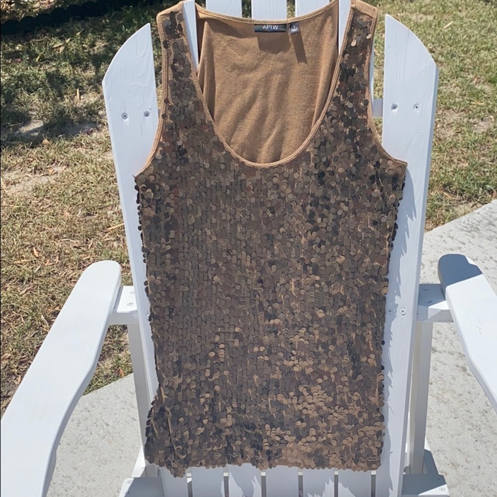 Sexy summer tank top. Large